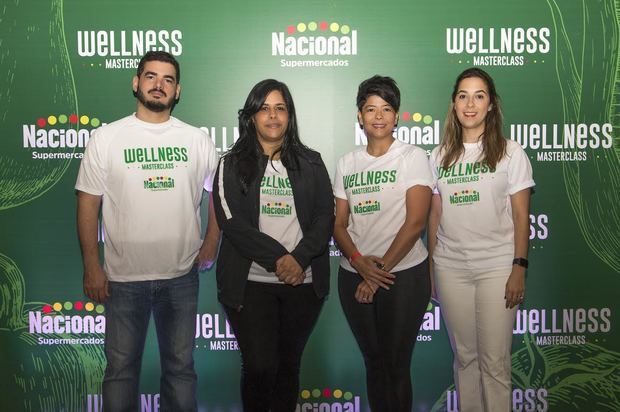 Cayacoa Vargas, Madelyn Martínez, Cinthia Antonio y  Amalia Vega.