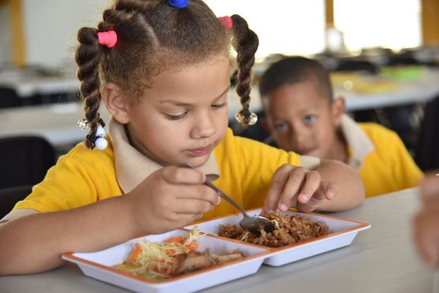 Regionales de Educación celebran el Día Mundial de la Alimentación con actividades que concientizan a los estudiantes.