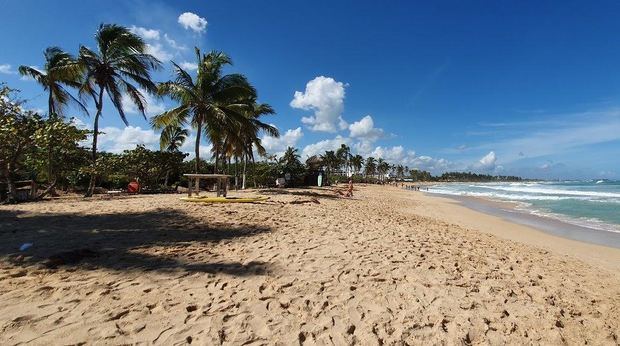 El turismo es una fuente básica de ingresos para la economía dominicana y la industria que conecta la mayor cantidad de agentes productivos en su cadena de valor.