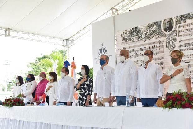 Presidente Abinader y ministro de Educación inauguran la primera escuela de su gestión