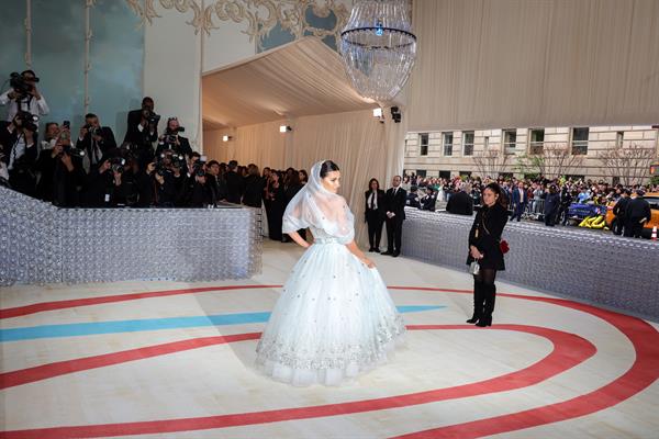 La actriz Penélope Cruz en la Met Gala.