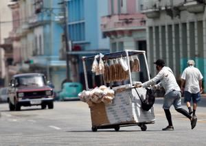 Cuba recibe ayuda humanitaria de Italia para combatir fuerte ola de covid-19