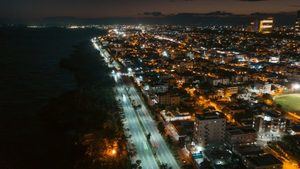 Edesur logra recuperar el alumbrado del malecón de Santo Domingo tras 7 años de estar a oscuras