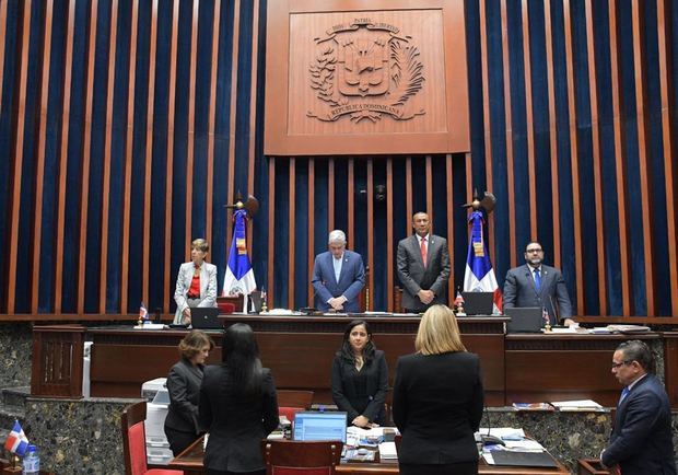  Cámara de Diputados, crea las condiciones que permiten establecer y mantener la unidad de la jurisprudencia nacional.