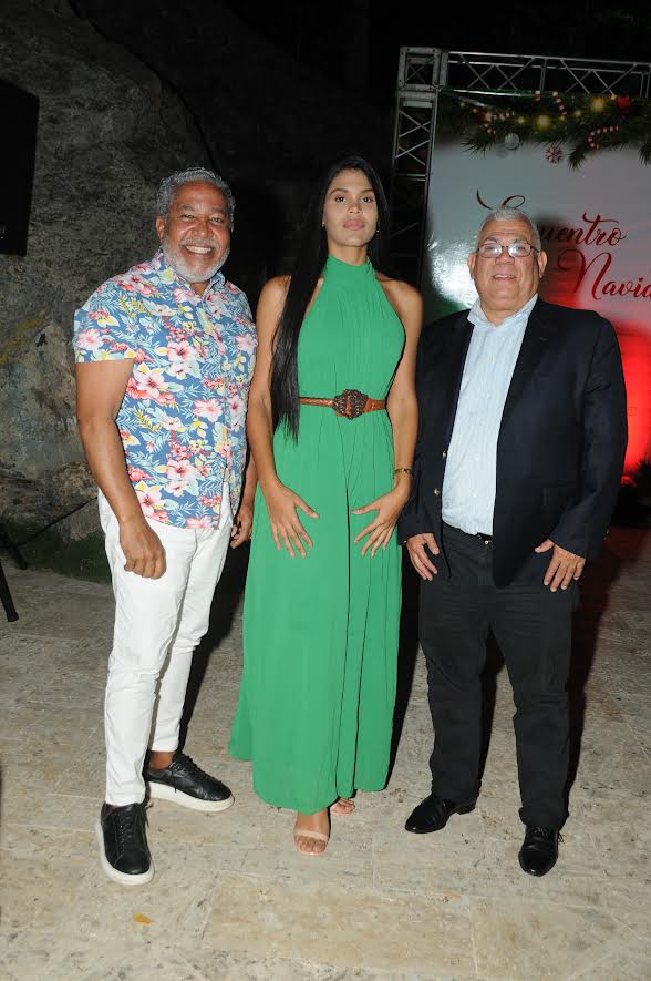  Geomar Garcia, Eva Arias y Manuel Almanzar Castillo.