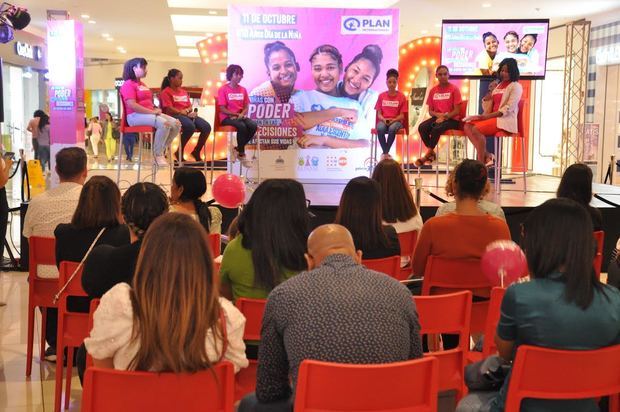 Plan International conmemora 10 años del Día de la Niña con conversatorio de niñas y adolescentes