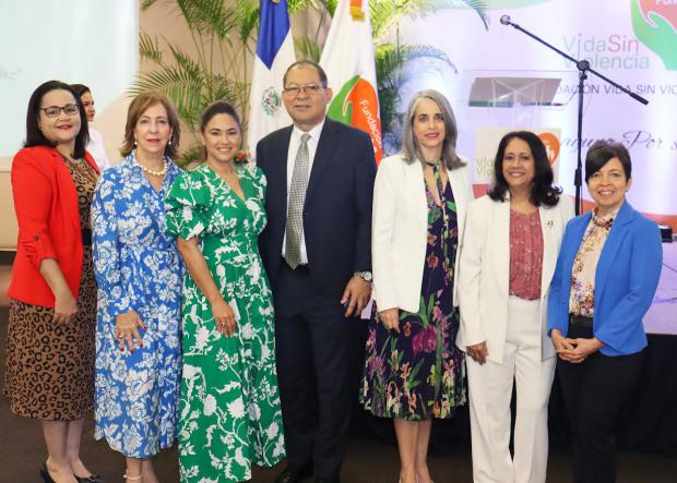 Fundación Vida sin Violencia celebra 'V Desayuno por la Paz'