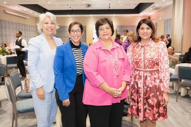 Delfina De Sabater, Indira Medrano, Milagro de Jesús y Jesulina De La Cruz.