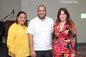 Siddy Roque, Orlando Jerez y Brenda Sánchez.