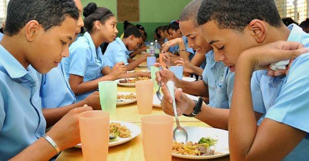 Padres, amigos y técnicos demandan el retorno de la alimentación escolar