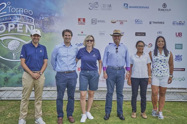 Carlos de Linares, Genaro Benitez, Vanessa Vignalli, Jesús Durán, Berónica Galán y Franchesca Paez.