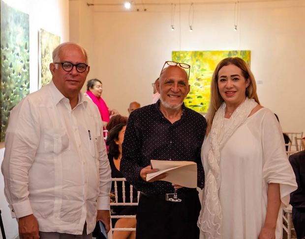 Wilfredo Lozano, José Peguero y Julia Castillo.