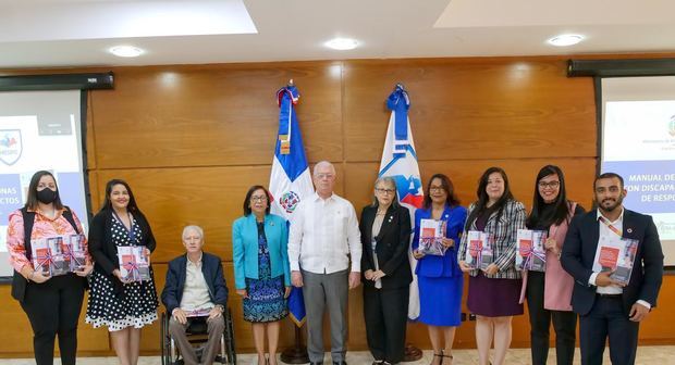 INESDYC primera Institución de Educación Superior en elaborar un Manual de Inclusión de personas con discapacidad