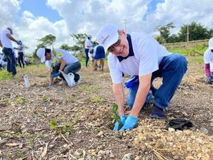 CDP Latin America, organización internacional que impulsa a empresas y gobiernos a reducir sus emisiones de gases de efecto invernadero, reconoce a HanesBrands.