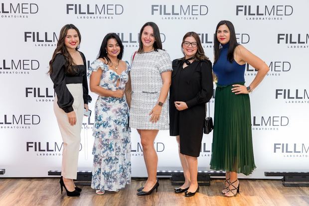 Lissa González, Marisa Volquez, Lourdes Reinoso, Zeneli García, Dayhana Santiago.