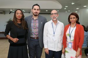 Anny Balcácer, Elias Veloz, Ramón Mena y Lidia Pacheco.