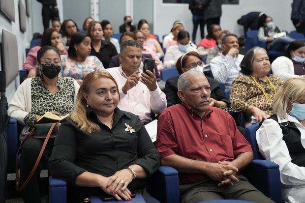 Facilitadores participando en el diplomado Comunidades de Cuidado.