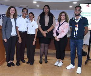 Mayte Ortiz, Erick García, Erika Piantini, Lorenny García, Natacha Morrobel, Evans Saldaña.