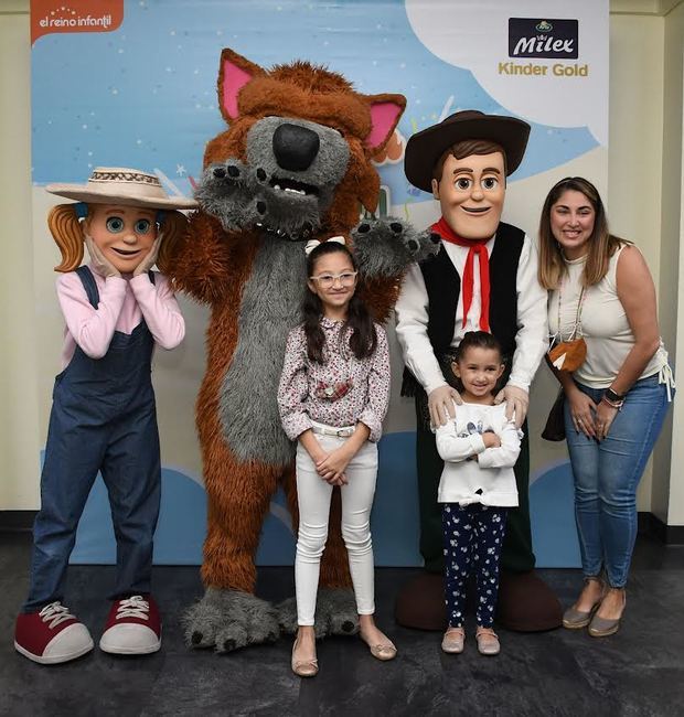 Valentina, Leonor Doorly y Annette Jorge de Doorly. 