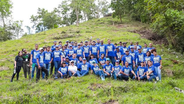 Planeta Azul y el Voluntariado APA iniciaron los trabajos de conservación de la cuenca del Río Haina.