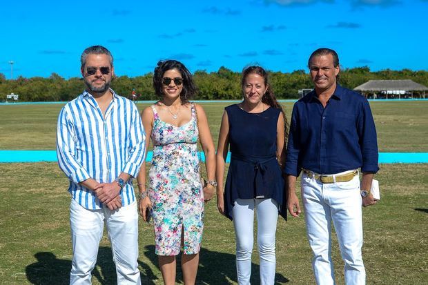 Yaqui Núñez Del Risco, Babette De Moya, Alba Rodríguez y Juan Tomás Díaz.