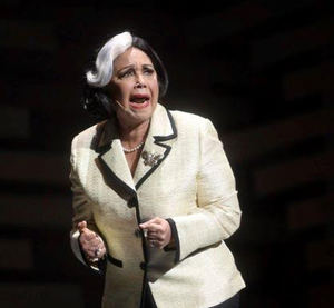 Adalgisa Pantaleón interpreta a Dedé en la obra 'Mariposas de Acero'.