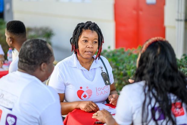 Cuarta Feria de Salud lleva bienestar y alegría a empleados de MD Industries Haití