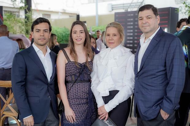 Juan José Castillo Bellapart, Isabella Bermúdez, Ricardo Zapata y Margarita Turull.