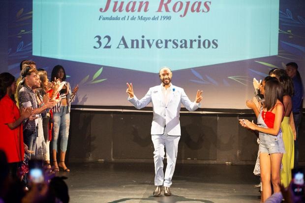 Juan Rojas se retira por todo lo alto del mundo del modelaje con la celebración de sus 32 aniversario