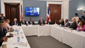 Presidente Luis Abinader se reúne con congresistas norteamericanos en Washington.