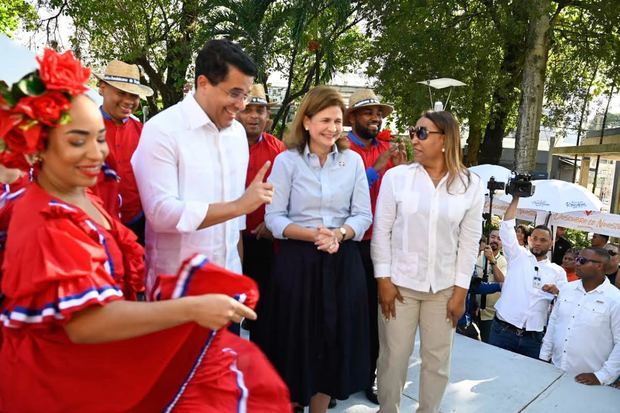 David Collado junto a Raquel Peña.