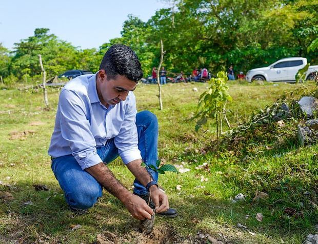 Juan Fulvio Ureña, asesor medioambiental del INDRHI.