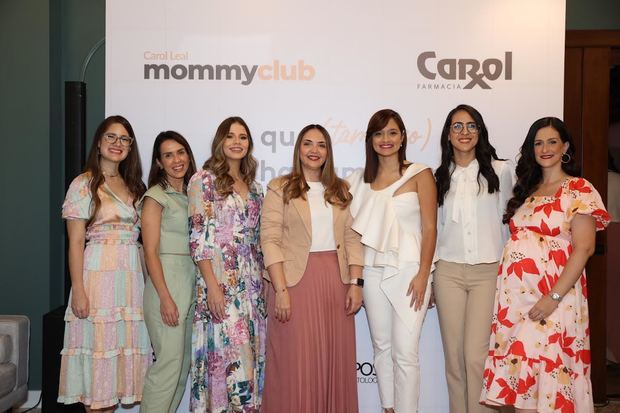 Bárbara Sodré, Iamdra Fermín,Sandra López, Joan Landolfi, Johanna Henriquez, Yhaira Soto y Cristina Báez.