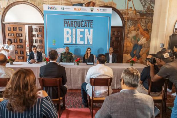 ADN e Intrant disponen medida “Parquéate Bien” en el Distrito Nacional