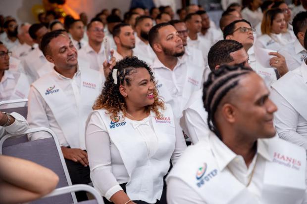 HanesBrands e Infotep celebran la graduación de 534 colaboradores en programas de formación técnica