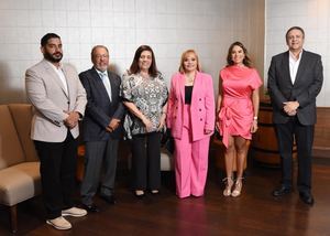 José Taveras, Aníbal Jiménez, Desirée Logroño, Rommy Grullón, Indhira Jiménez, José Luis Bautista.