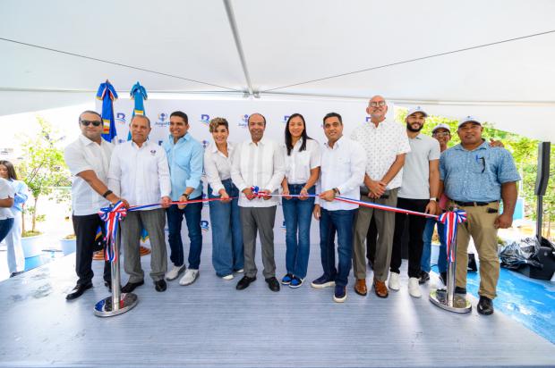 “Juega RD Banreservas”devuelve esplendor a cancha del Ensanche La Paz