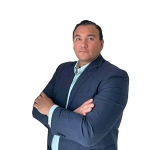 Doctor Roberto Herrera Mercadillo.