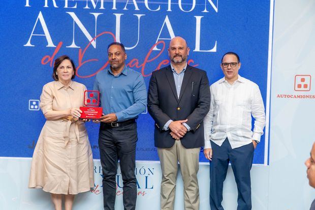 Georgia Anne Reid, José Hurtado, Eduardo Felix y Franklin Pla.