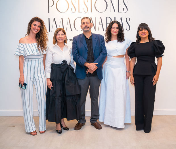 Patricia Silverio, Susy Guzman, Carlos Estrada, Gabriela Armenteros Capano, Paula Gomez Jorge.