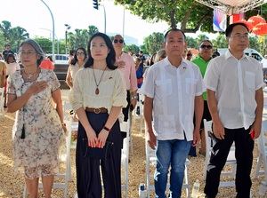 Embajada de China conmemora 76 años de la República Popular