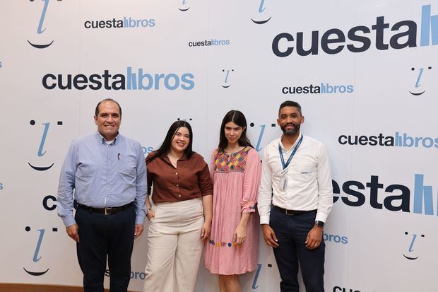 Pablo Estrella, Karine Bernal Lobo, Valeria Sánchez y Rafael Rodríguez.