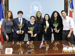 Realizan tercer Torneo de Debates Saint George School 