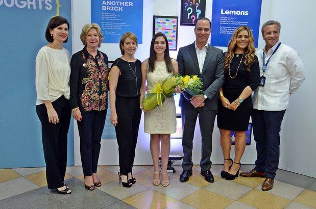 Karina Pablo de Redman, Maureen Tejeda, Rosalía De Moya, Andrea Díaz De Moya, Ney Díaz, Carme.