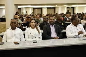 SNS capacita personal hospitales sobre procedimiento atención a pacientes extranjeros.