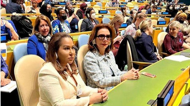 Junto a la ministra de la Mujer, Mayra Jiménez, participa una delegación compuesta por Milagros De Camps, viceministra de Cooperación Internacional del Ministerio de Medio Ambiente; Melba Segura de Grullón, presidenta de la Fundación Sur Futuro y representante de la sociedad civil.