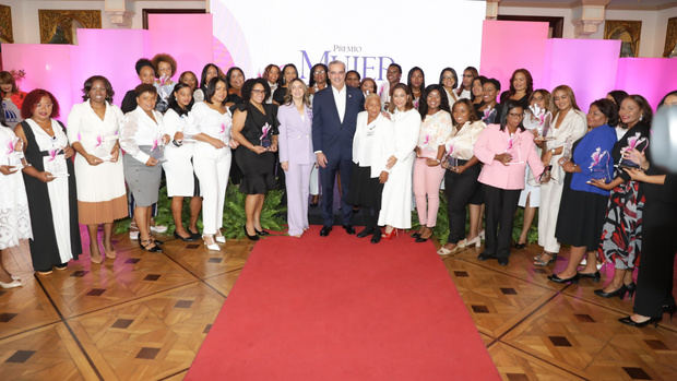 El premio Mujer Supérate destaca la importancia de las alianzas institucionales en el empoderamiento de mujeres emprendedoras
