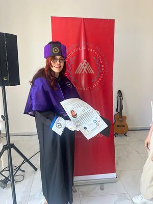 Marisol Henríquez deslumbró en el desfile “Belleza entre hilos” con su colección “Fuerza de Mujer”