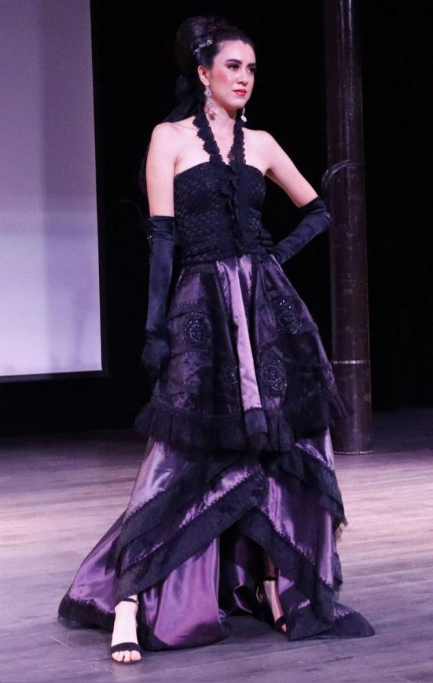 Marisol Henríquez deslumbró en el desfile “Belleza entre hilos” con su colección “Fuerza de Mujer”