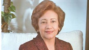 Rosa Gómez de Mejìa.